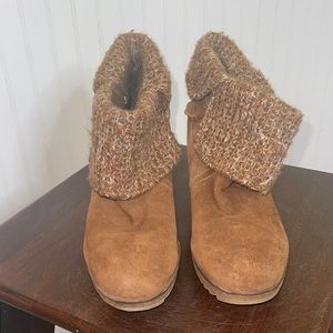 Bjorndal Lily Brown Soft Suede Slip On Ankle Boots size 9
